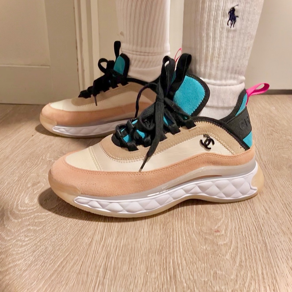 Chanel calf skin Sneakers